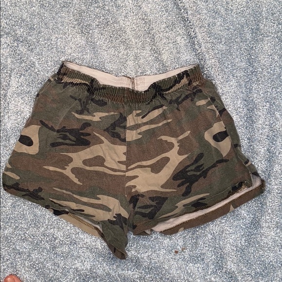 camo soffe shorts